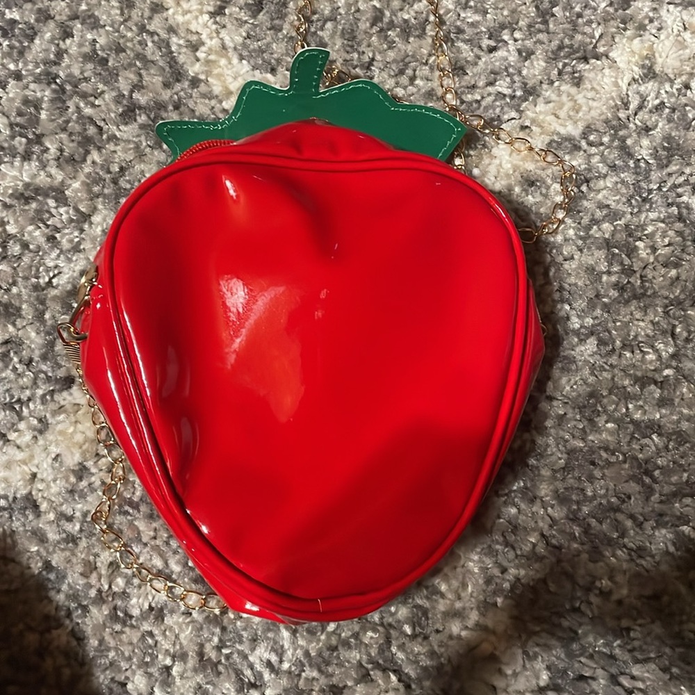 Strawberry bag - Picture 5 of 6